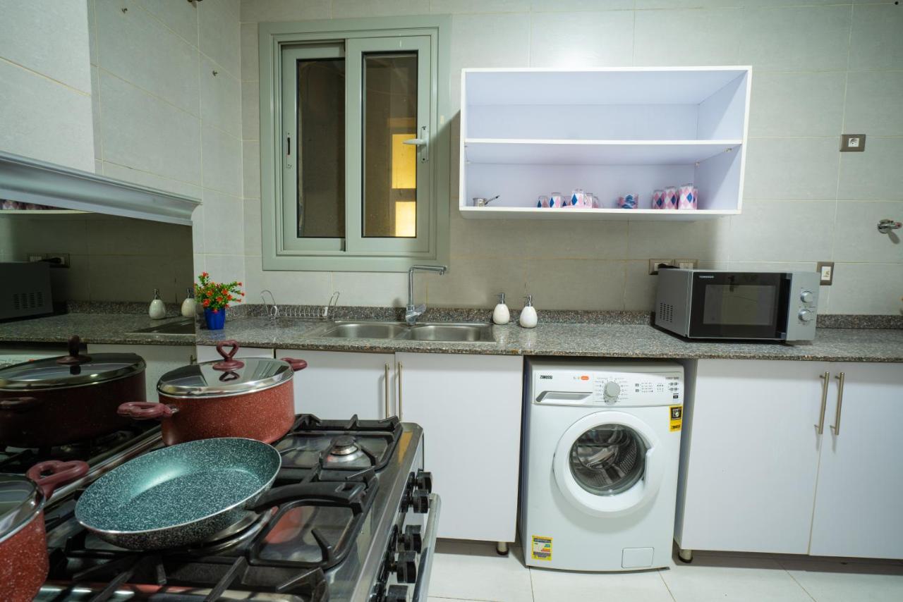 The Suites Near Auc By Elegant カイロ エクステリア 写真