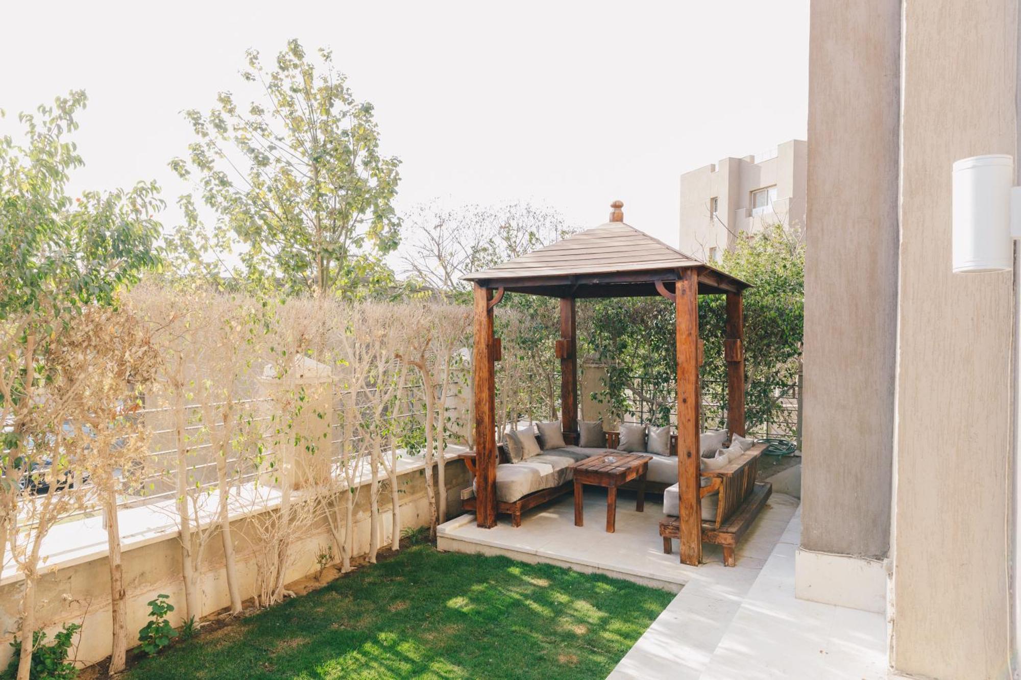 The Suites Near Auc By Elegant カイロ エクステリア 写真