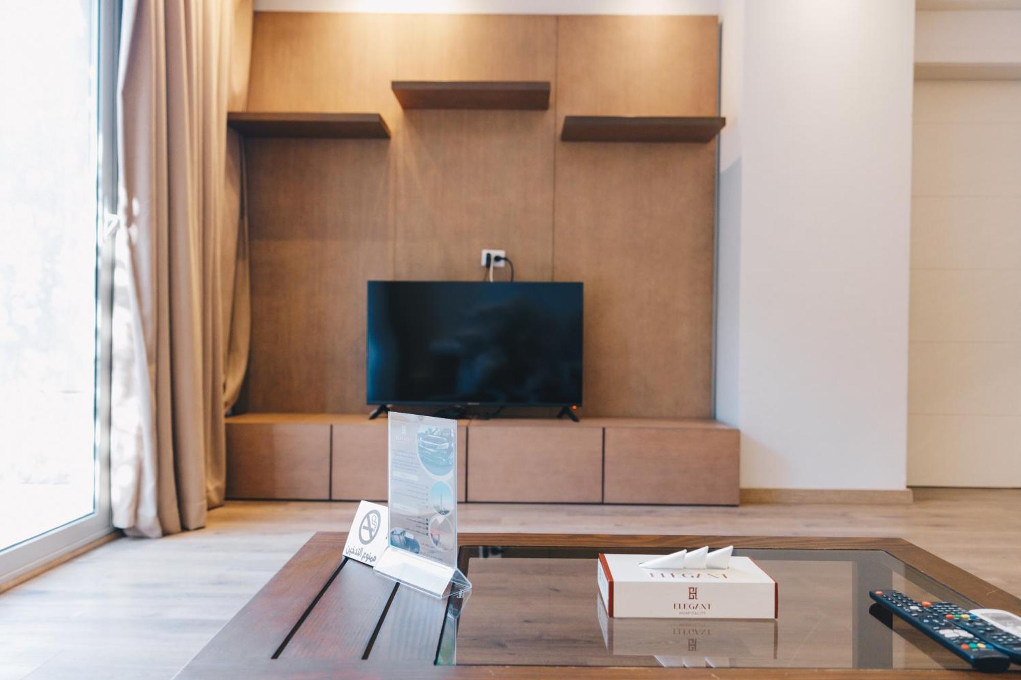 The Suites Near Auc By Elegant カイロ エクステリア 写真
